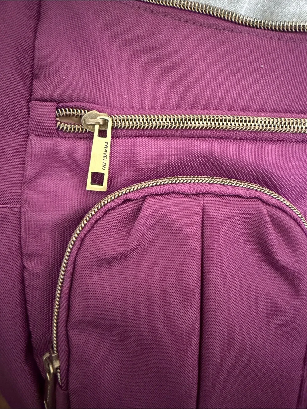Travelon Stylish Crossbody shoulder Bag with wallet